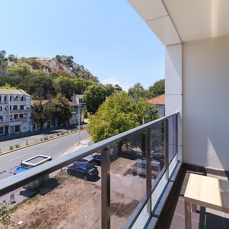 Modern 1-Bedroom Apartment With Free Parking Plovdiv Exterior foto