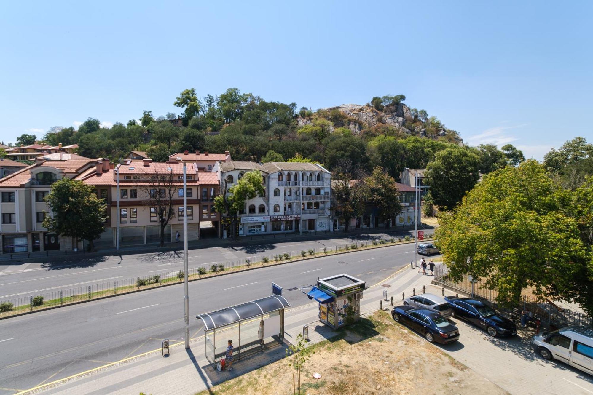 Modern 1-Bedroom Apartment With Free Parking Plovdiv Exterior foto