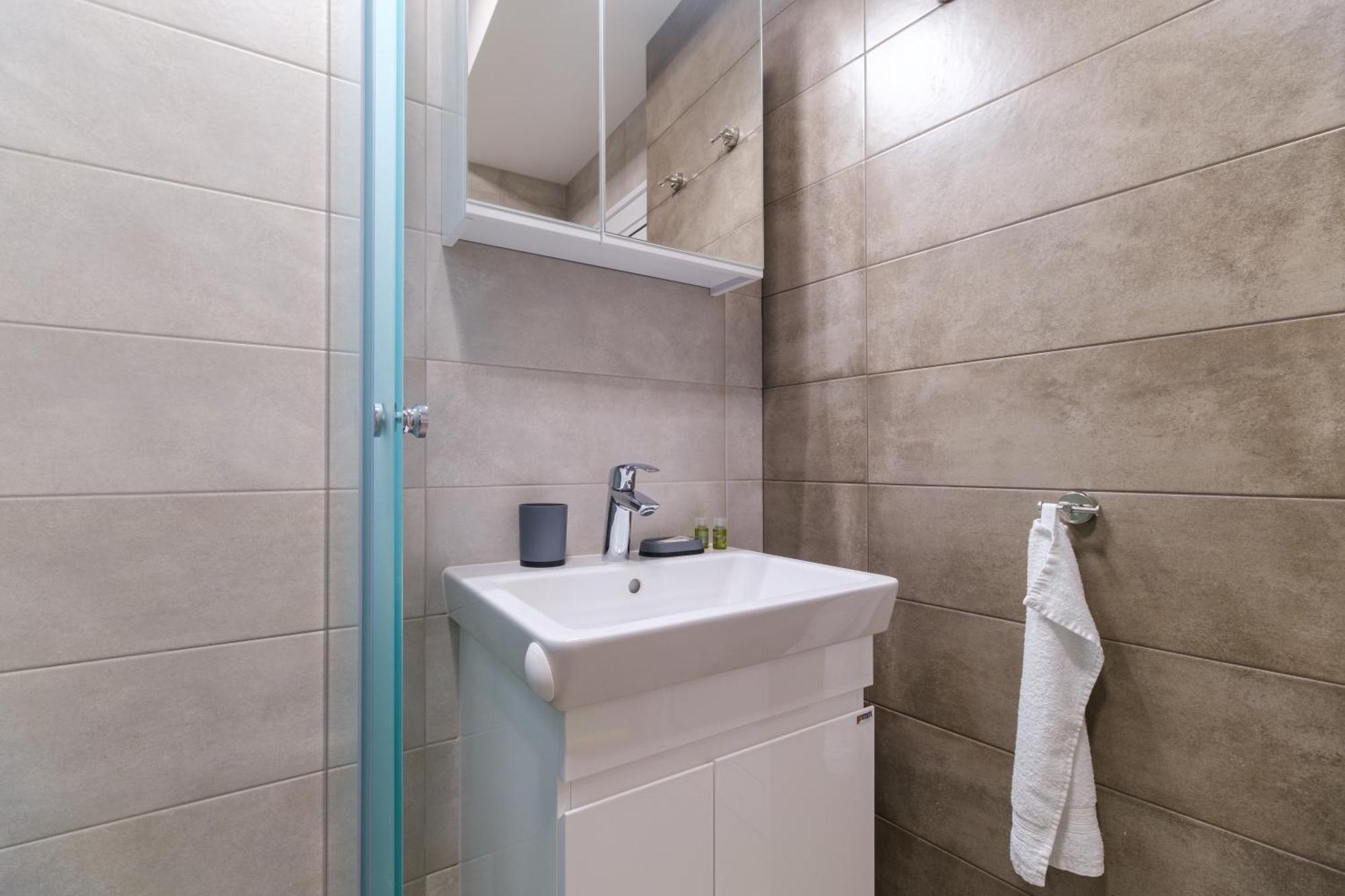 Modern 1-Bedroom Apartment With Free Parking Plovdiv Exterior foto